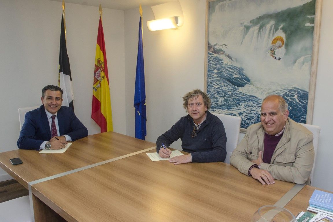 Cultura renueva el convenio con la Asociación Coral de Ceuta "Andrés del Río Abaurrea"