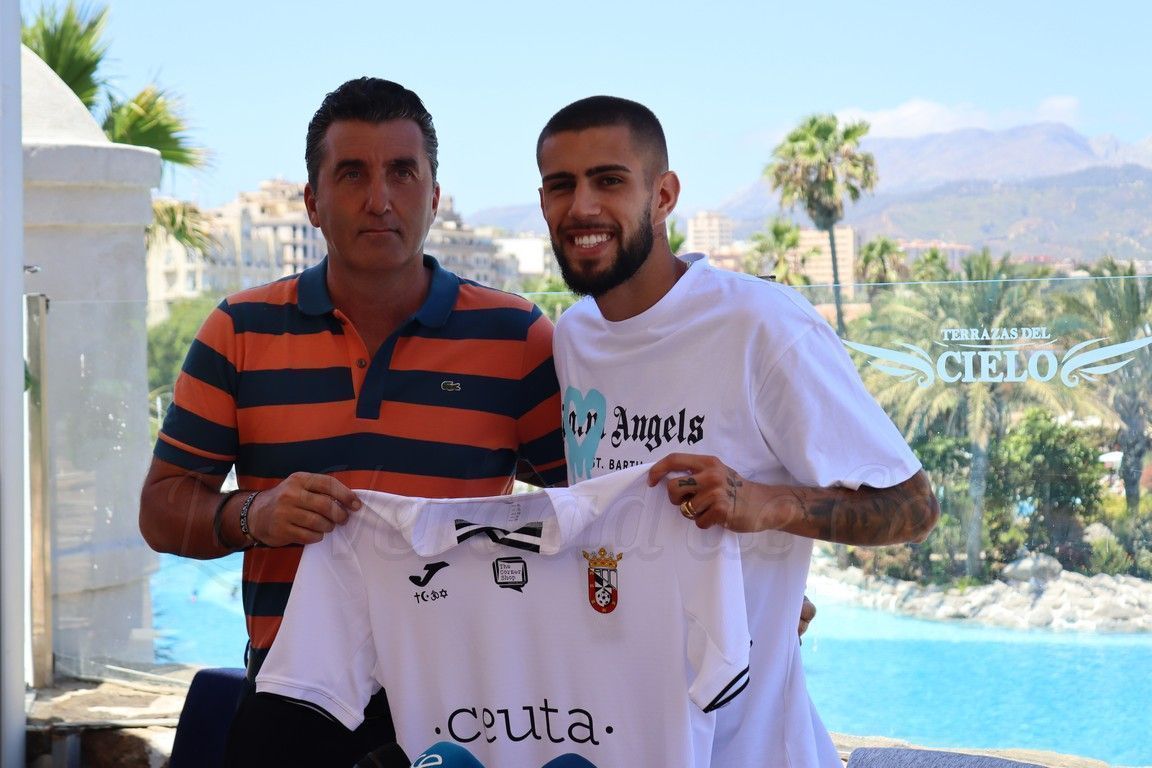 AD Ceuta B Presentacion 27 07 2022 05
