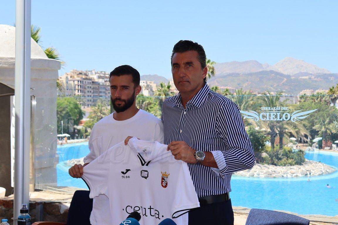 AD Ceuta B Presentacion 28 07 2022 04