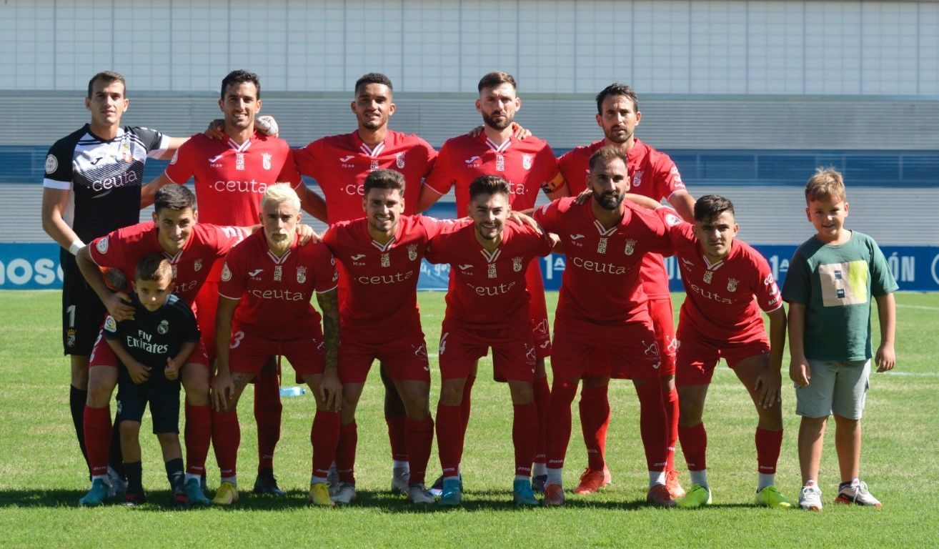 El Ceuta cae en Fuenlabrada tras otro gran partido y otro “regalo” al rival (2-1). Fotos: CF Fuenlabrada
