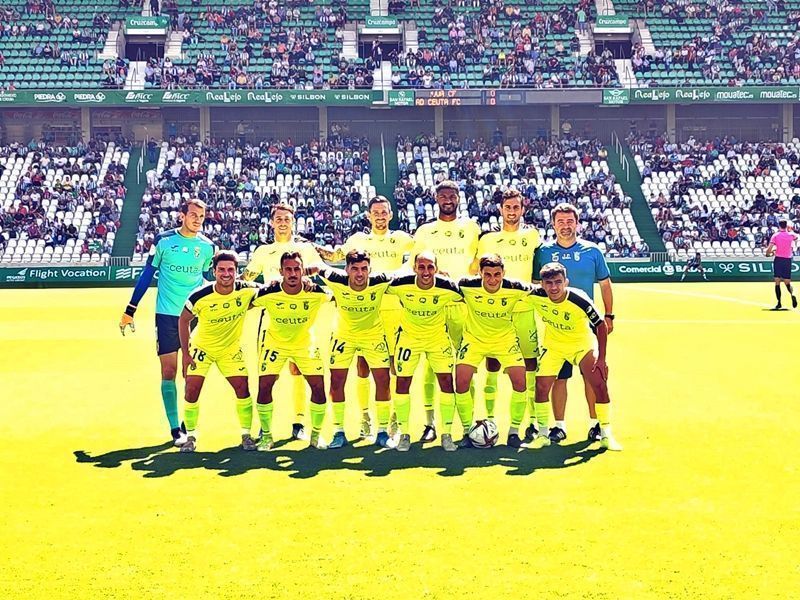 La AD Ceuta no puede con el líder y se la jugará en el Murube (3-2)
