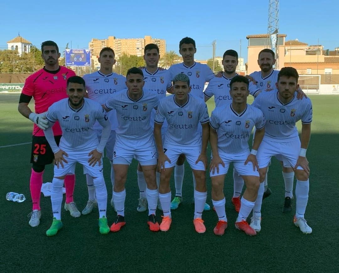 El Ceuta B rescata un punto en su visita a Tomares (1-1)