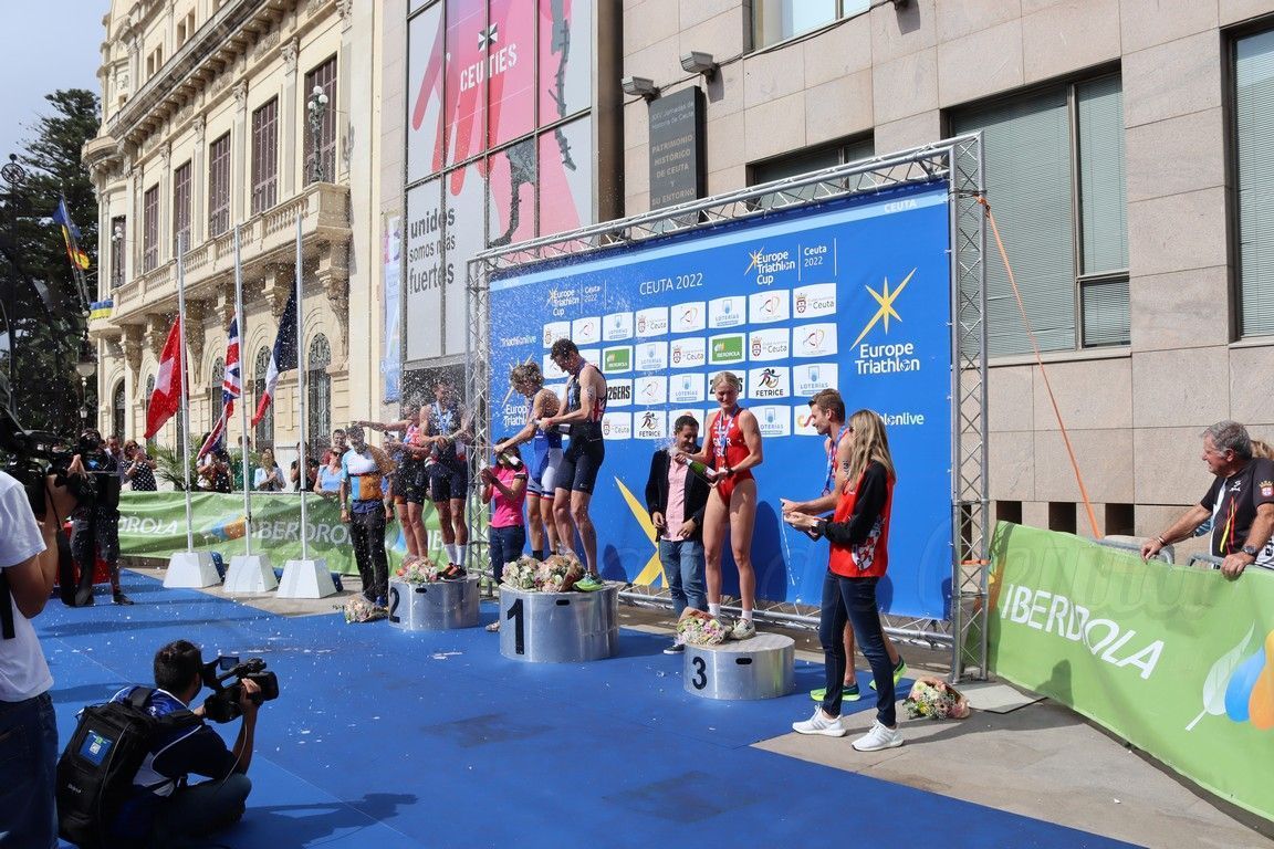 Triatlon Medallas Cto.Europa 091022 08