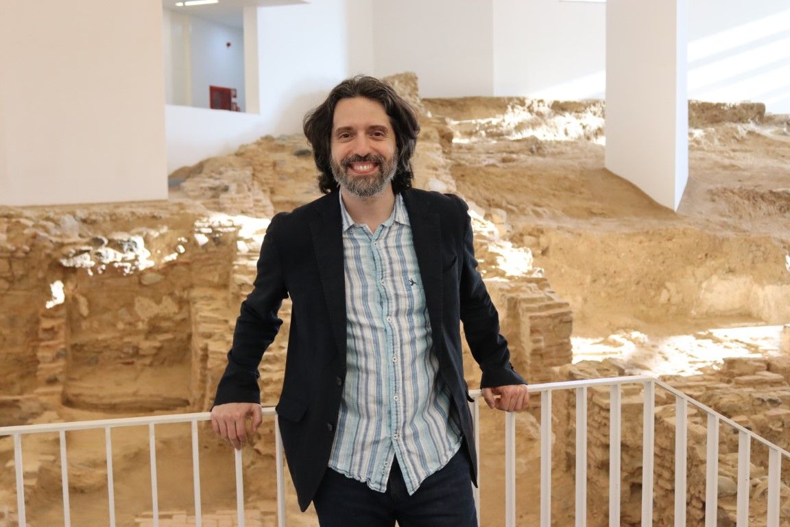 Andrés Neuman: la literatura no se ha ocupado de los padres buenos