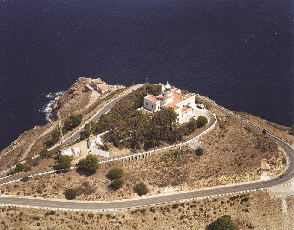 El puerto de Ceuta presenta su candidatura para los premios al mejor Faro del 2.023