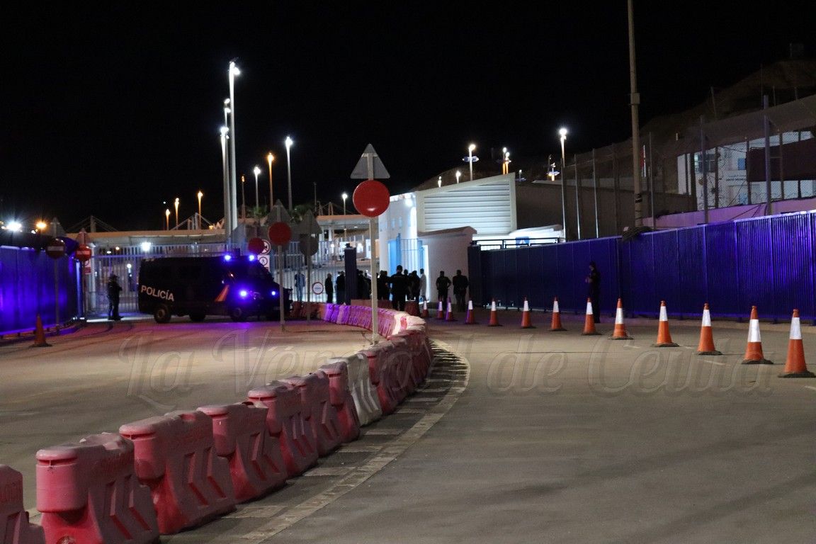 El detenido en la frontera de Ceuta es un holandés que iba a abandonar el país en una motocicleta
