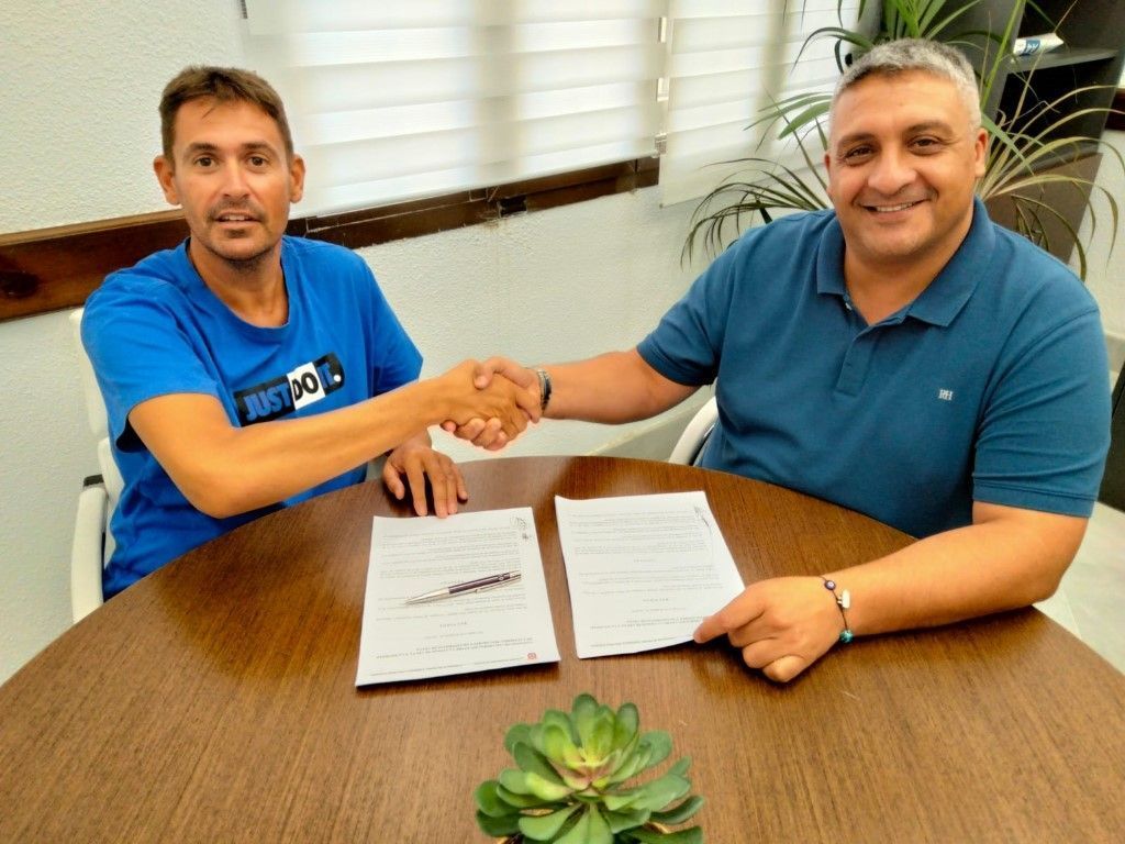 Medio Ambiente firma un convenio de colaboración con la Sociedad de Cazadores, Pescadores y Silvestristas