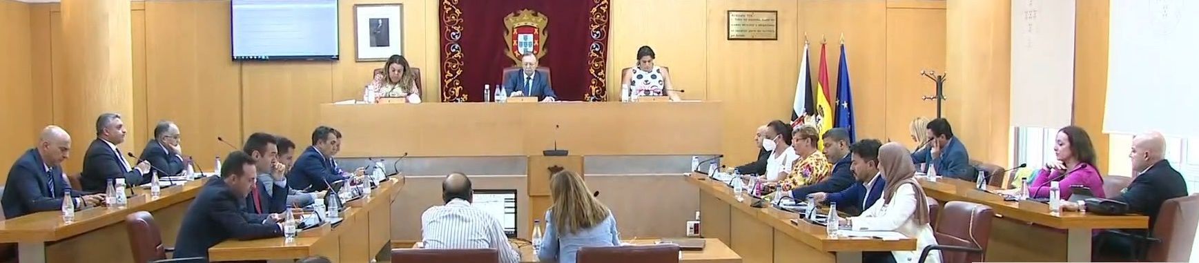 La exministra María Antonia Trujillo, nombrada “persona non grata” en nuestra ciudad