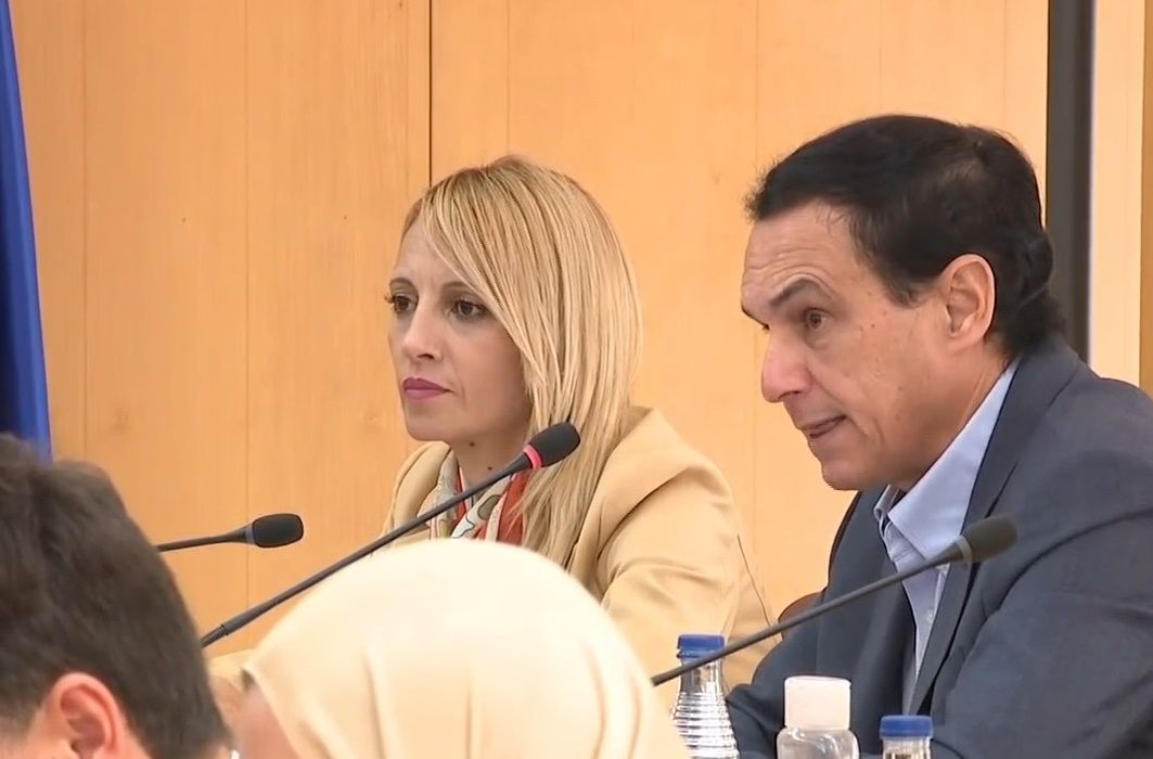 El PSOE interpelará por los proyectos inacabados de Juan Carlos I y Arroyo Paneque