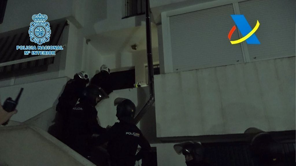 Desarticulada una organización criminal dedicada a la introducción de cocaína en grandes cantidades a través del puerto de Algeciras