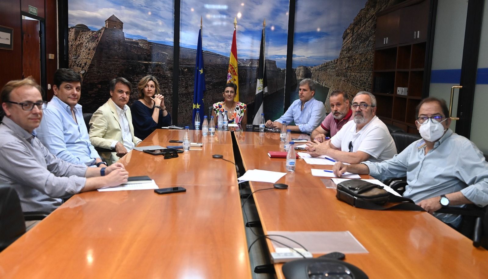 La Mesa por el Diálogo Social se vuelve a reunir 9 meses después con varios asuntos sobre la mesa
