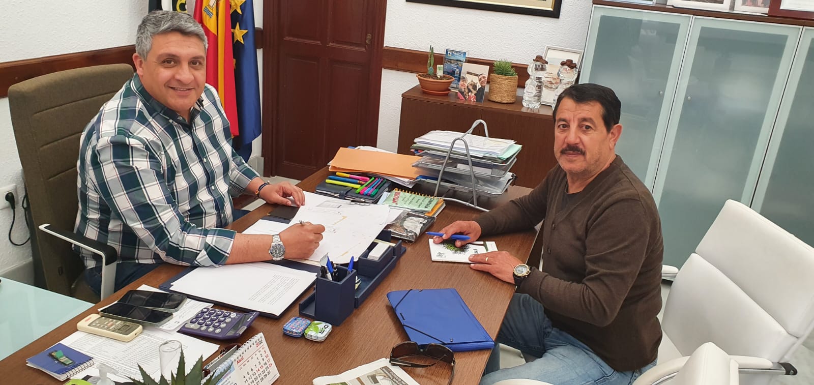 El consejero de Servicios Urbanos se reúne con el presidente de Hadú