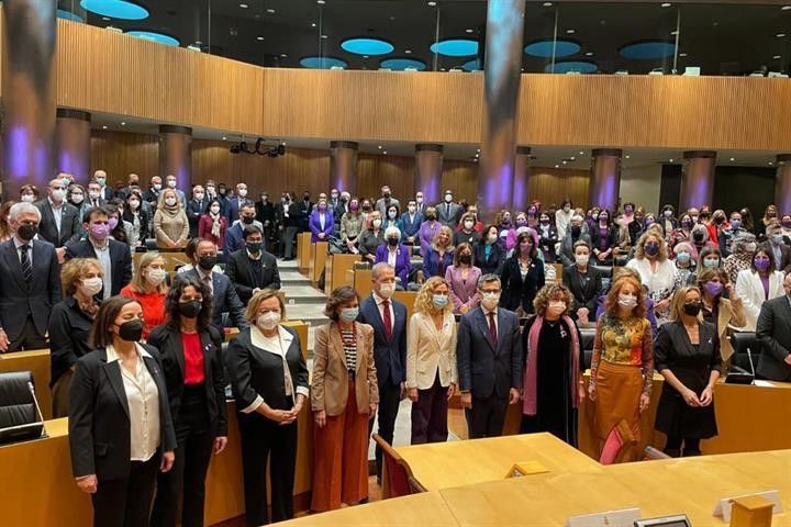 Félix Bolaños reivindica el feminismo como fuerza transformadora y pone en valor la acción del Gobierno en favor de la igualdad. Foto: Pool Moncloa