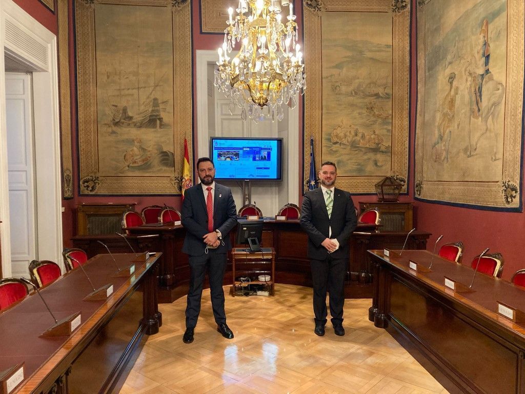 El exprofesor de la UNED Alejandro Arnet participa en la ponencia del Senado sobre Ceuta