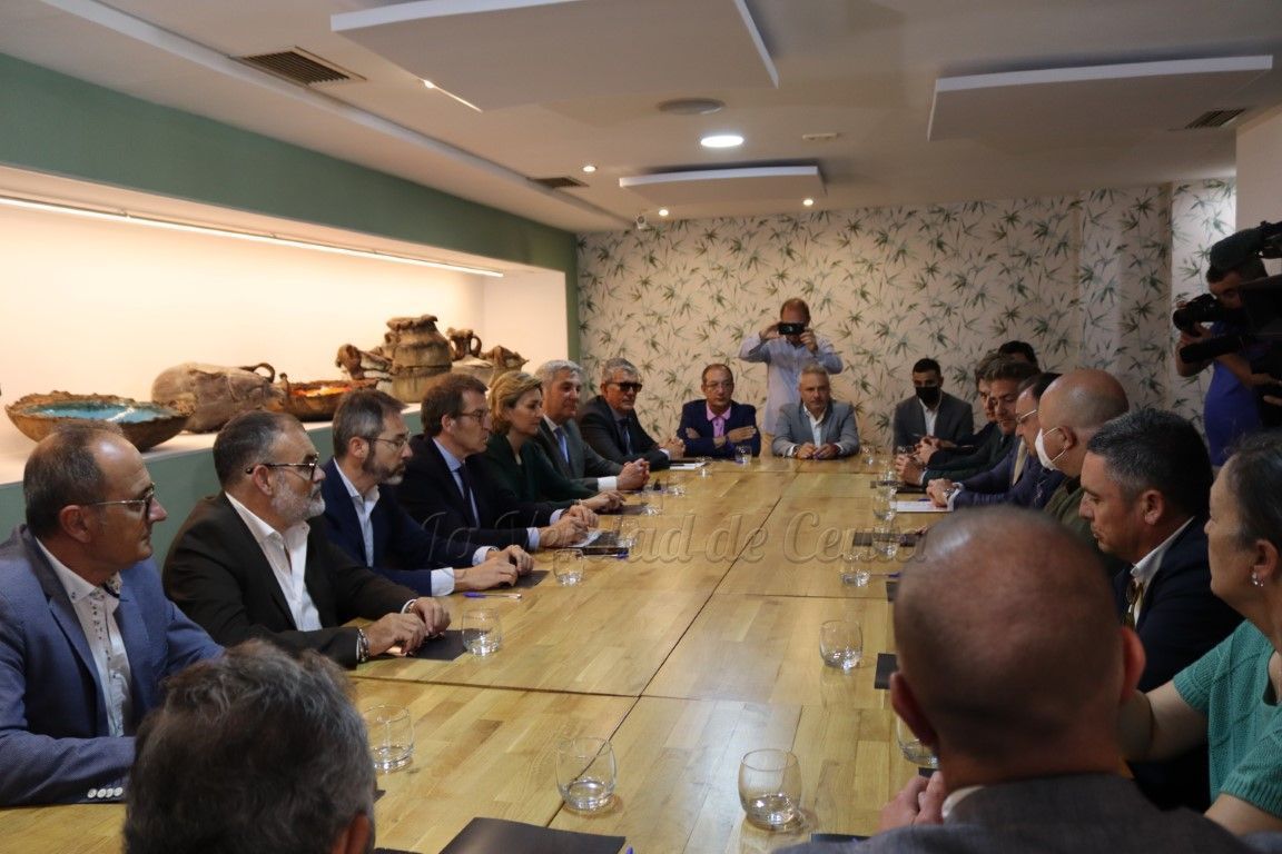 Los empresarios de Ceuta trasladan a Feijóo sus reivindicaciones