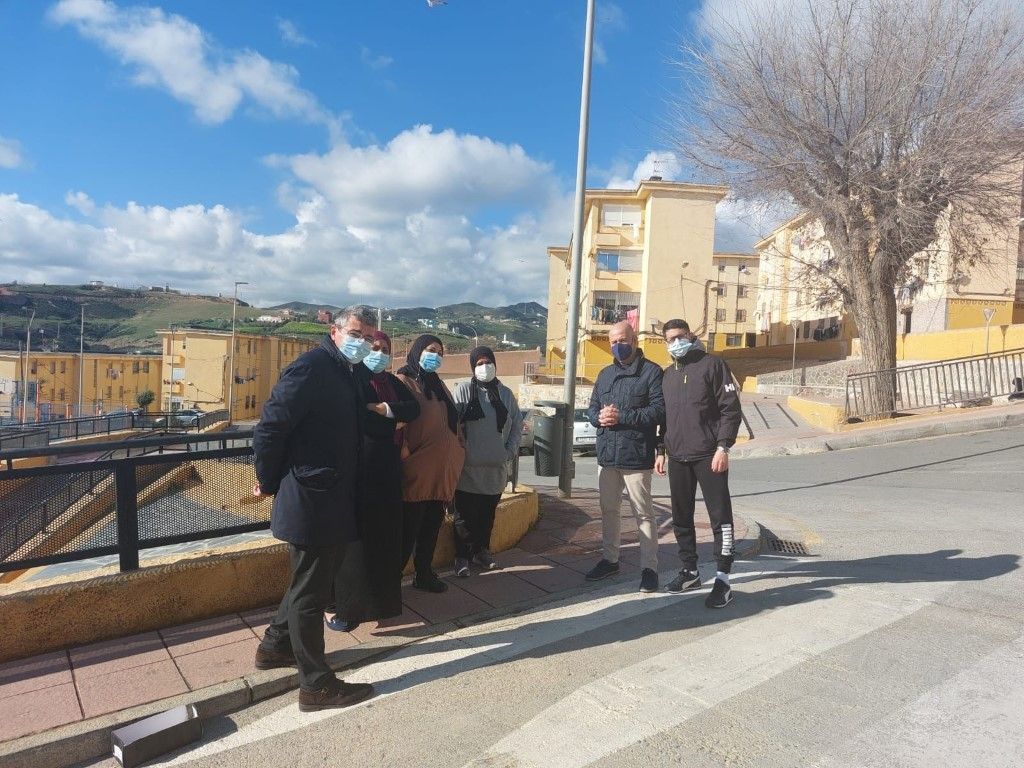 El PSOE informa a los vecinos del Príncipe Felipe sobre las actuaciones que se llevarán a cabo en la barriada