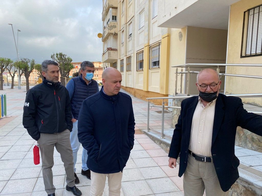 El PSOE solicitará ayudas para los problemas de las viviendas del Grupo Rocío