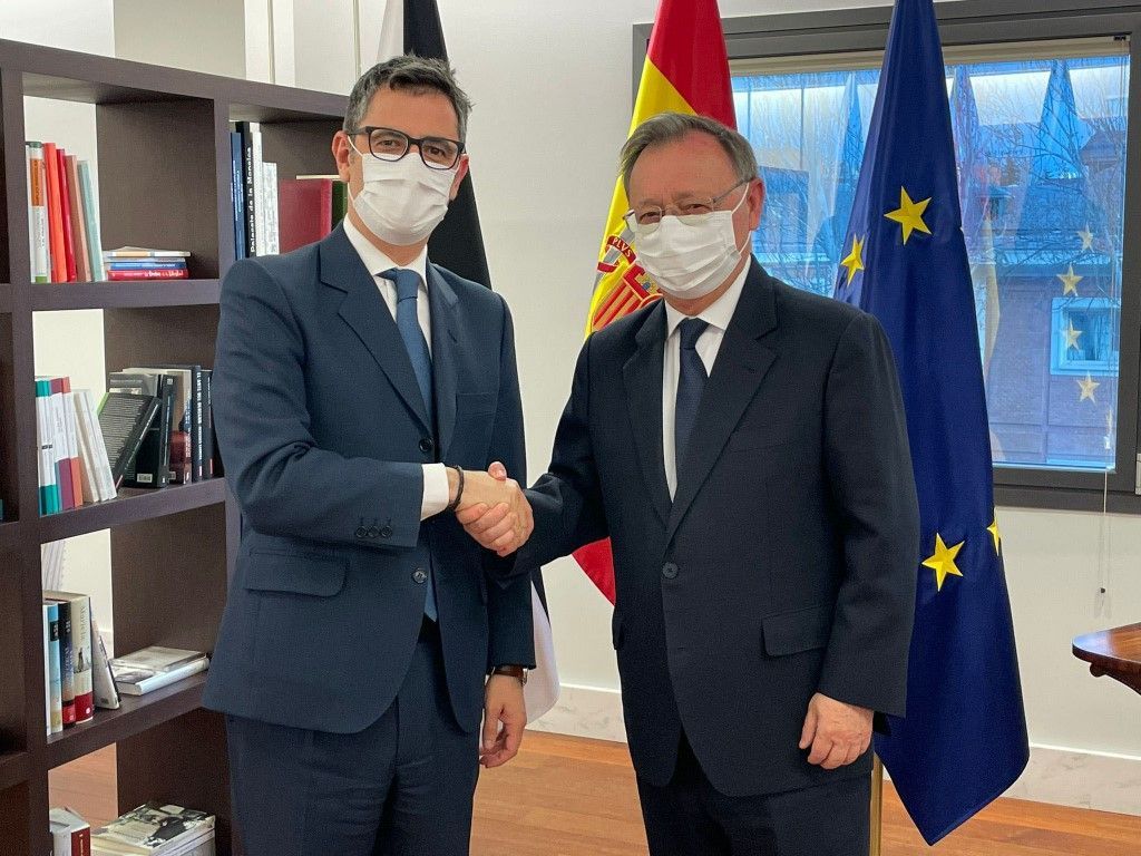 Vivas analiza con el ministro Bolaños las prioridades para Ceuta en los próximos meses