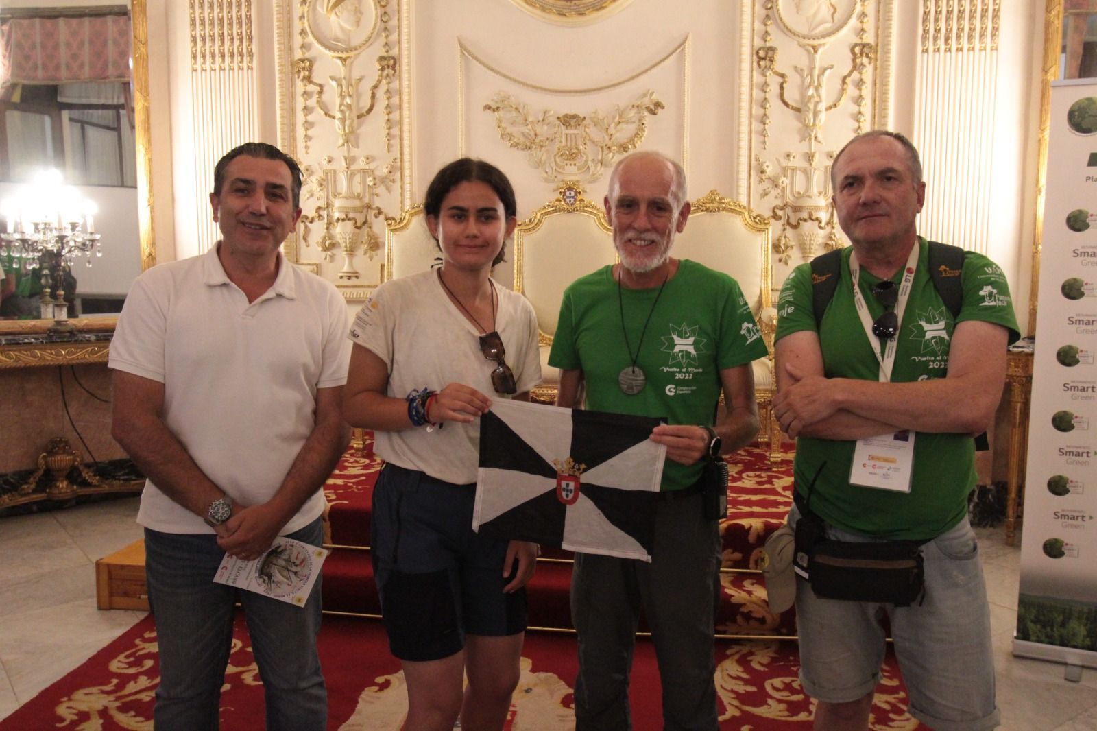 Rontomé da la bienvenida a los expedicionarios del proyecto 'La vuelta al mundo'