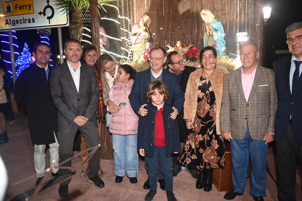 La Autoridad Portuaria inaugura su belén amenizado con los villancicos de La Inmaculada