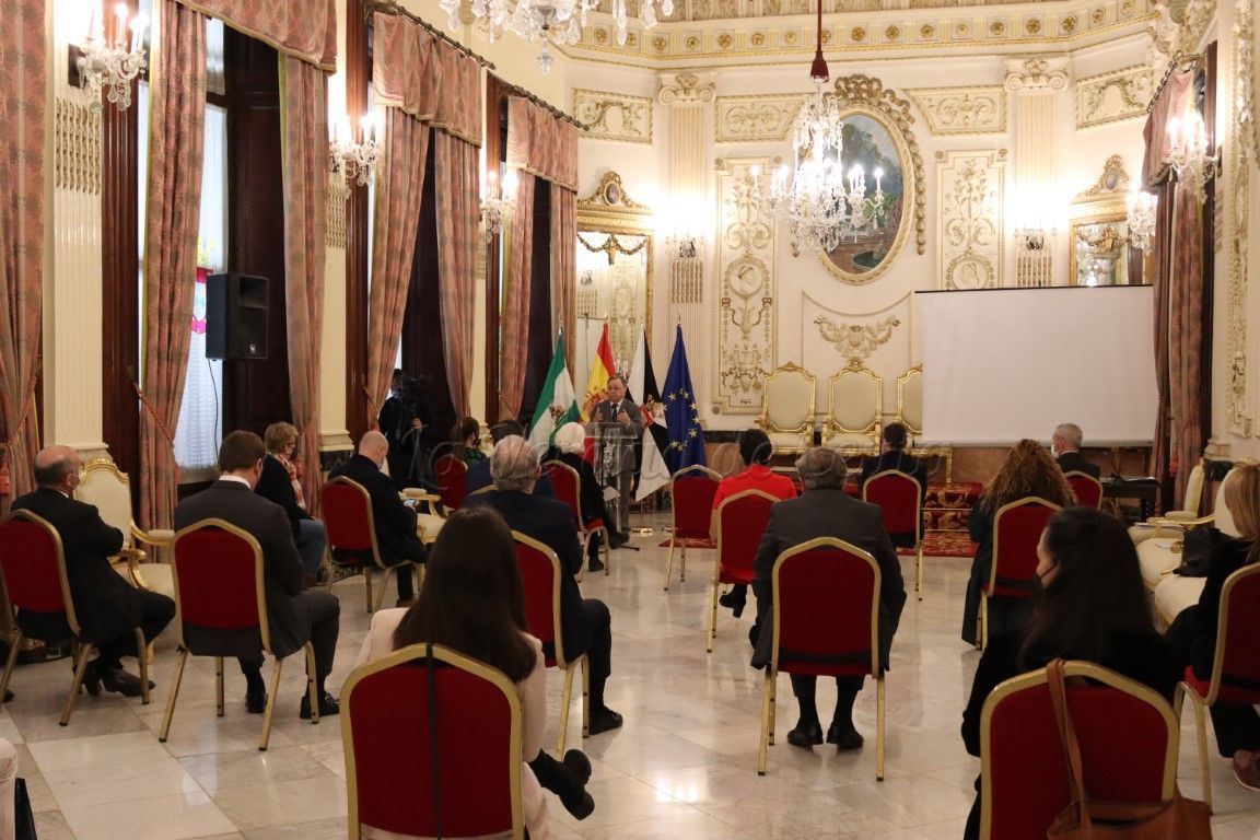 Vivas valora la importancia del acuerdo con los puertos de Andalucía