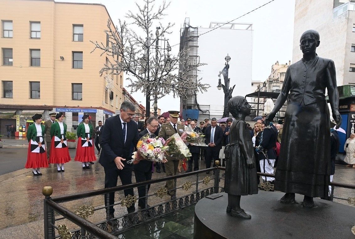 Ciudad y Delegación se unen para conmemorar el XLIV aniversario de la Constitución