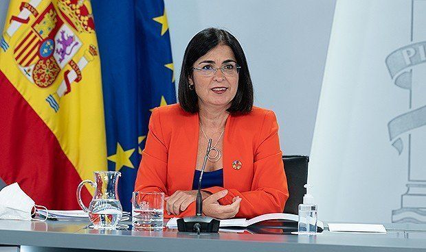 La ministra de Sanidad pide prudencia antes de reducir más las cuarentenas como piden los empresarios