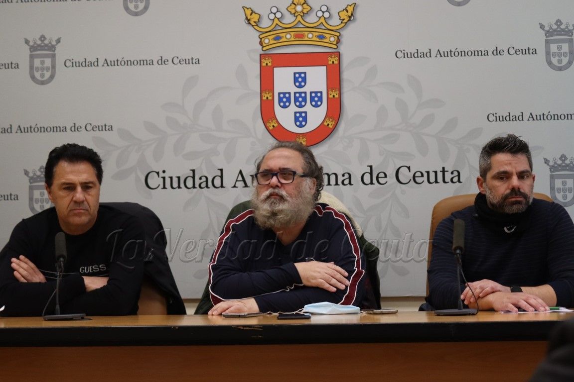 Los sindicatos se reunieron ayer domingo con la Ciudad para tratar sus reivindicaciones en el Área de Menores