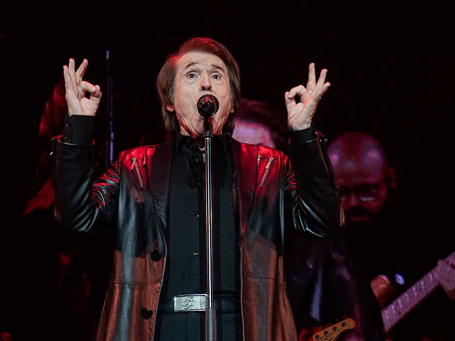 Agotadas las entradas para el concierto de Raphael 