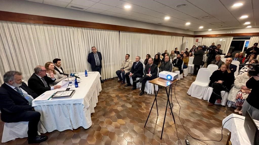 El banco de alimentos presenta su nueva nave con la podrán almacenar productos frescos