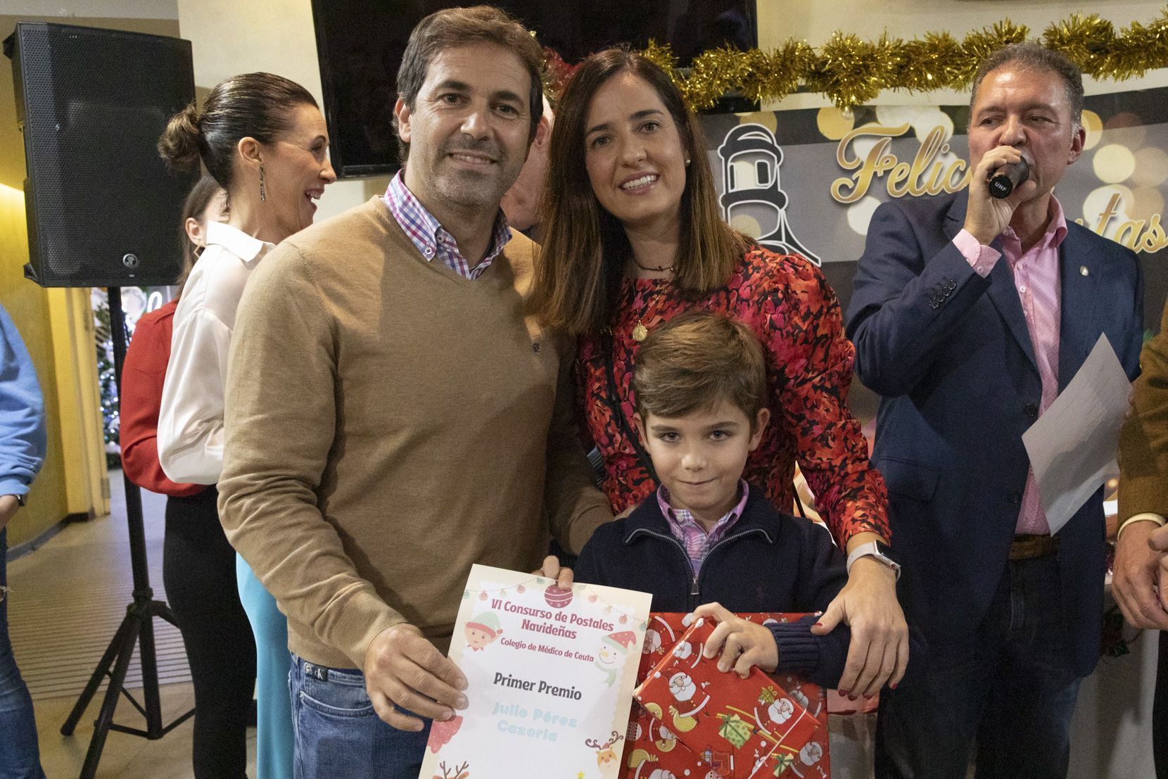 Julio Pérez Cazorla, ganador del VI Concurso de Postales Navideñas del Colegio de Médicos de Ceuta