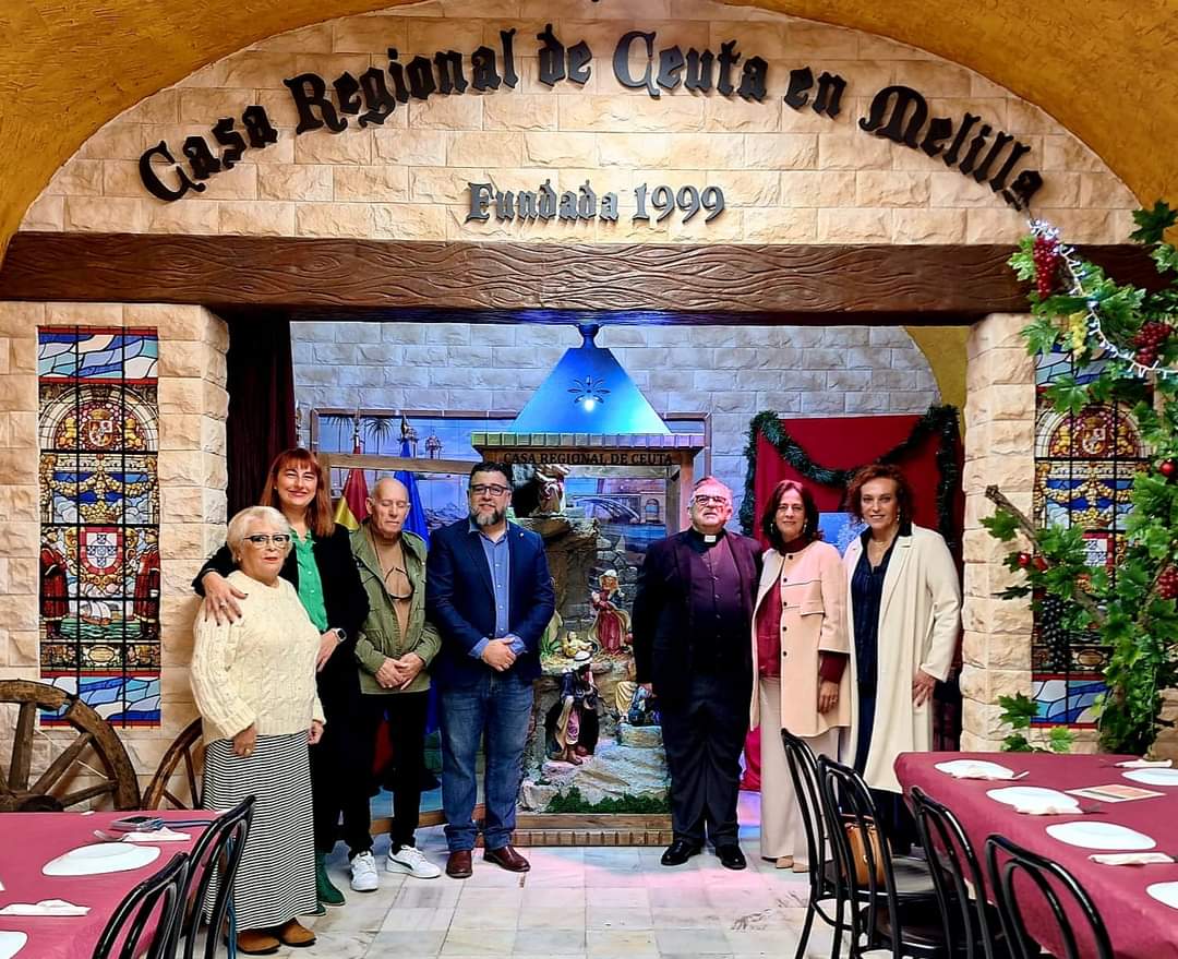 La Consejera de Cultura, Patrimonio Cultural y Mayor, Fadela Mohatar, inaugura el Belén Oficial de la Casa regional de Ceuta en Melilla