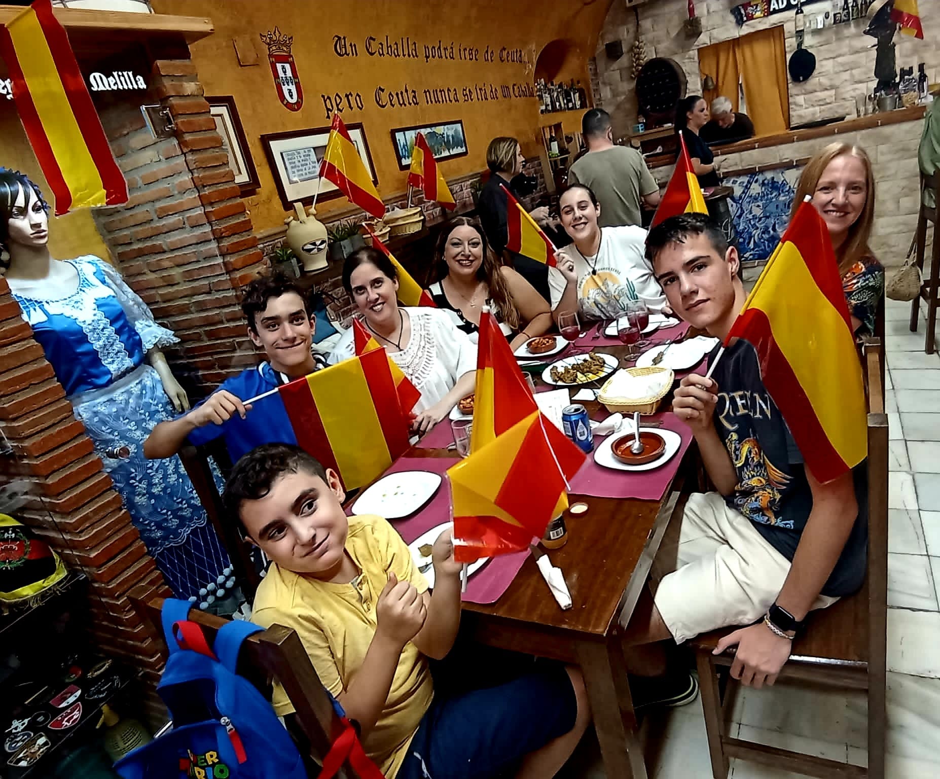La Casa Regional de Ceuta en Melilla festeja el Día de la Hispanidad