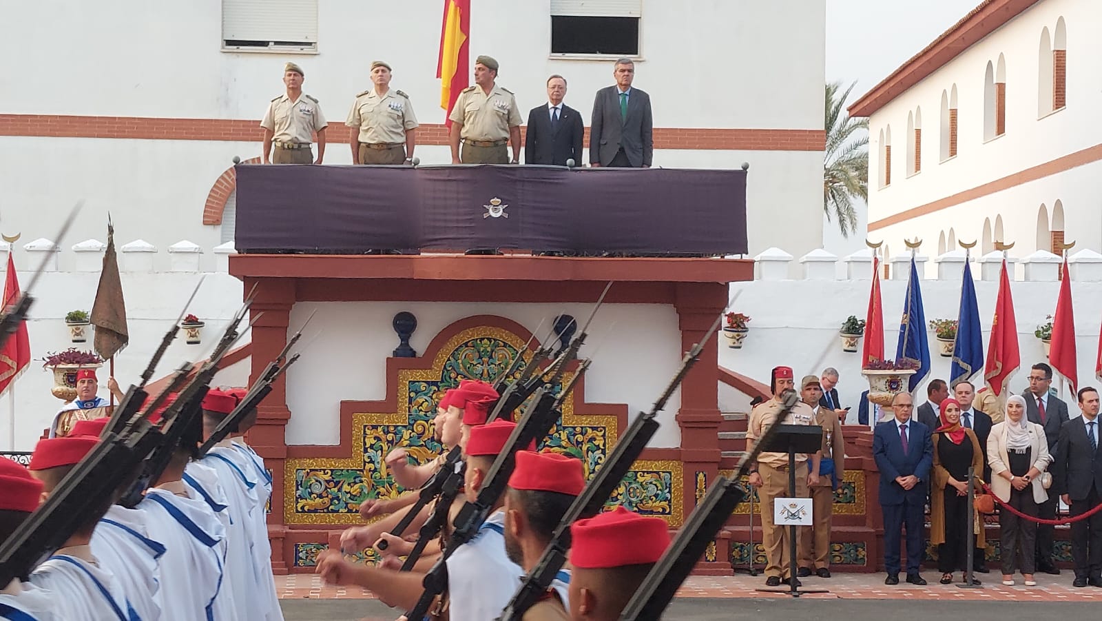 Vivas felicita al Grupo de Regulares con motivo del 115 aniversario de su creación