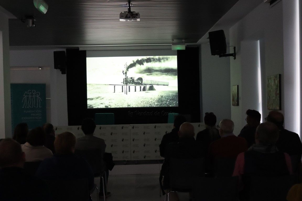 Presentado el documental “Memorias del Ferrocarril”