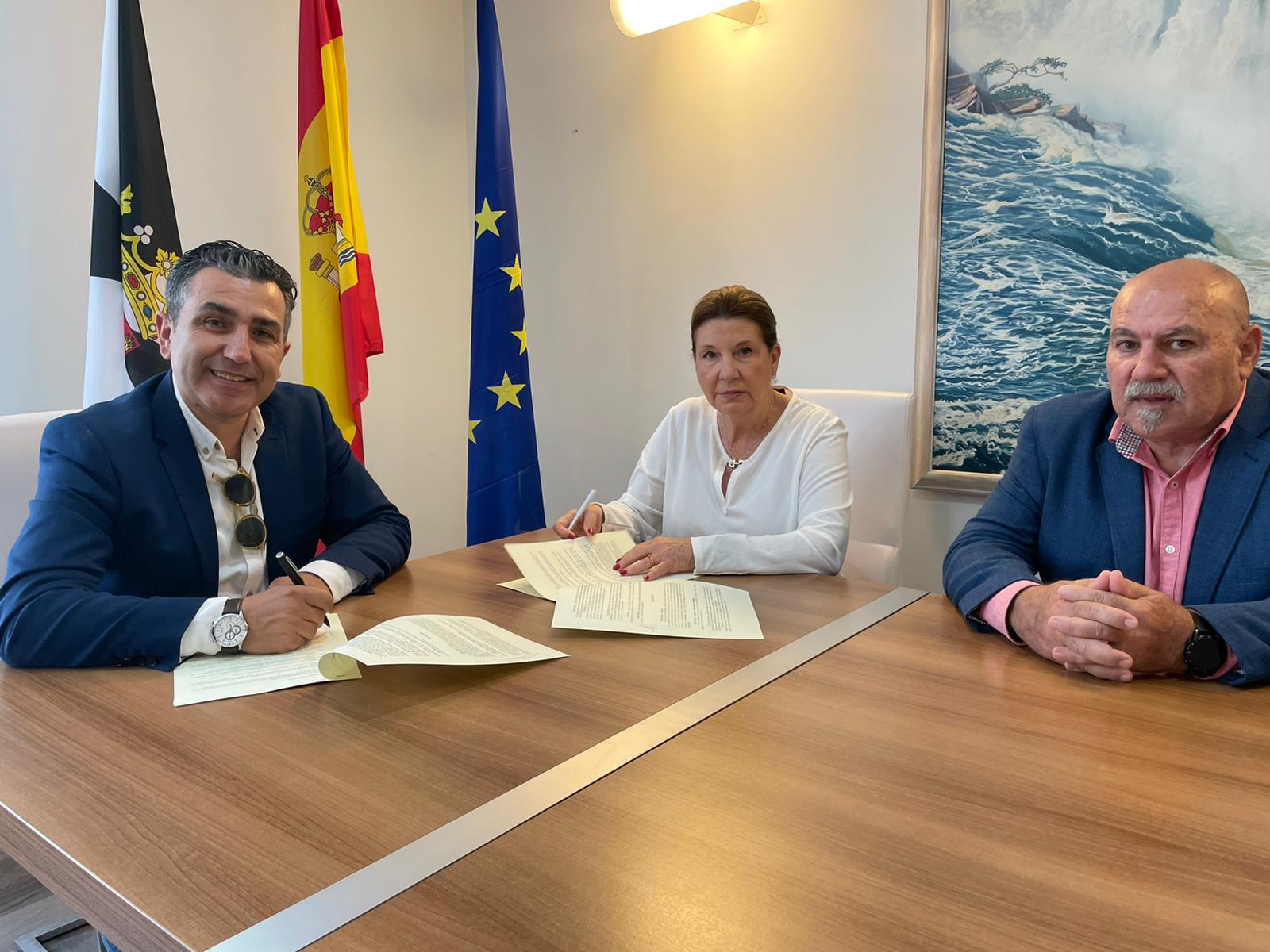 Formalizado el convenio de colaboración con la Asociación Fotográfica Miradas