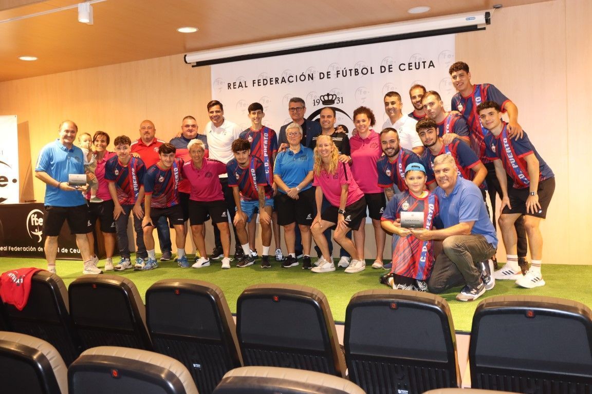 Sporting Atlético, 6 de Junio, Puerto Atlético y Puerta Califal, recibidos por la RFFCE