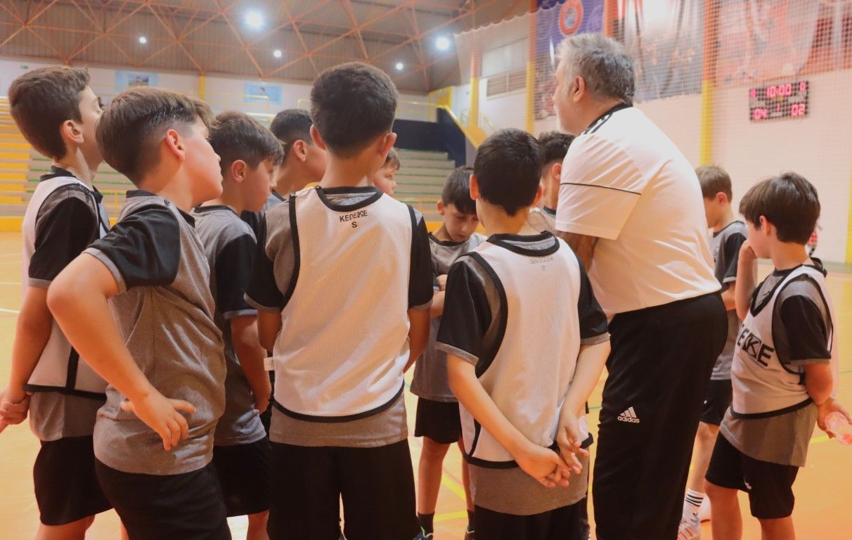 Turno para las selecciones Benjamín Mixta y Alevín Masculina de fútbol sala