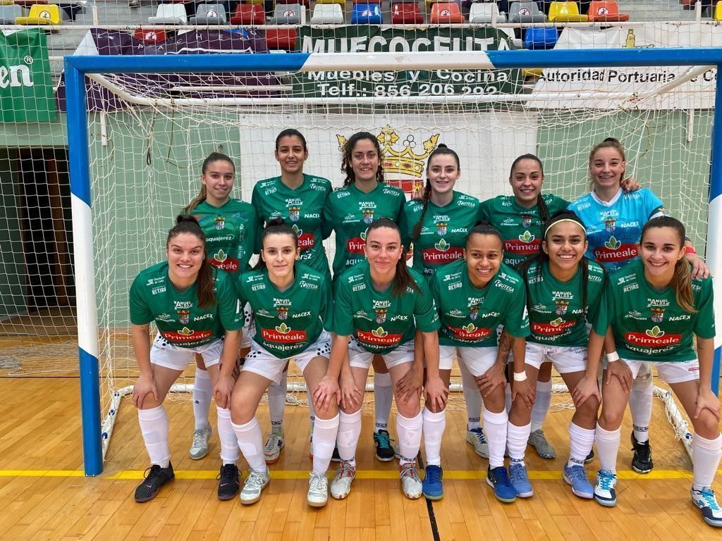 El COMGECEU aplasta al  Martos (10-1)  y adelanta al Camoens, que empataba ante el líder (1-1)