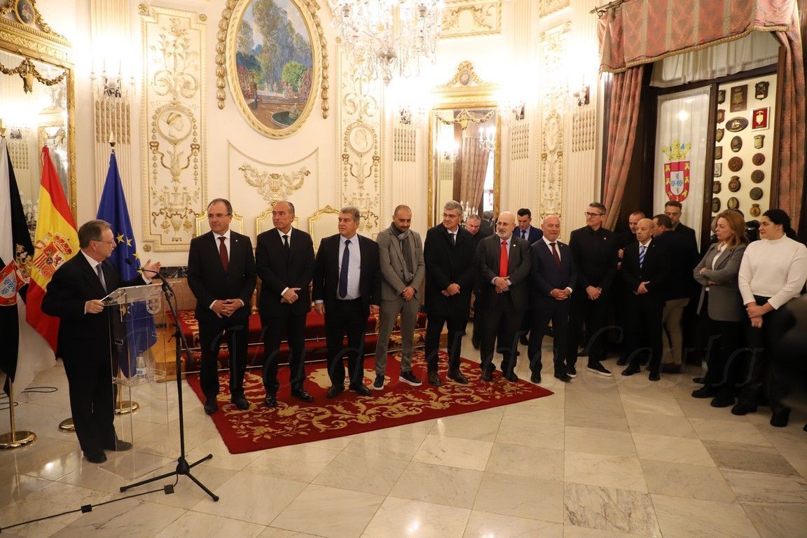 Recepcion Directiva FCB 190123 01