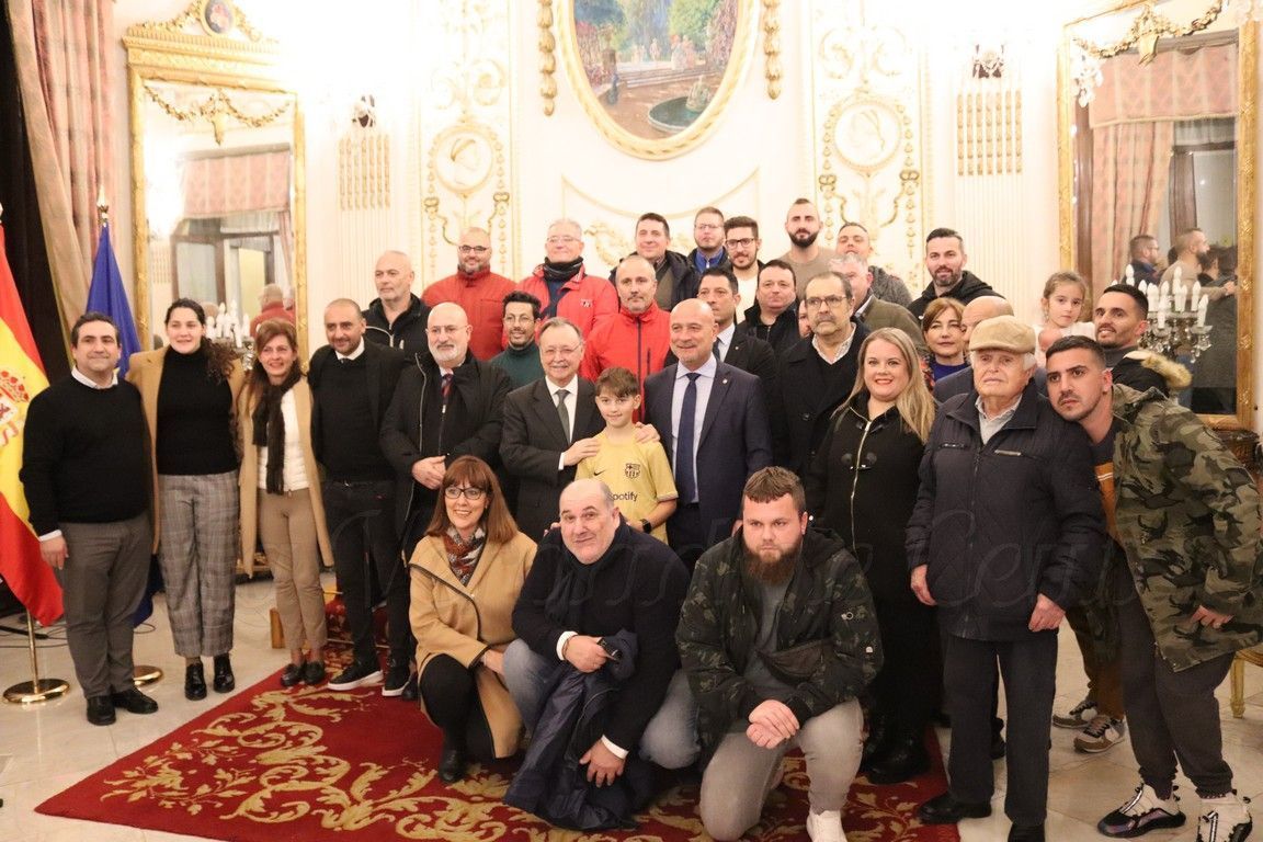 Vivas recibe a la Gran Peña Barcelonista de Barcelona a 24 horas del partido