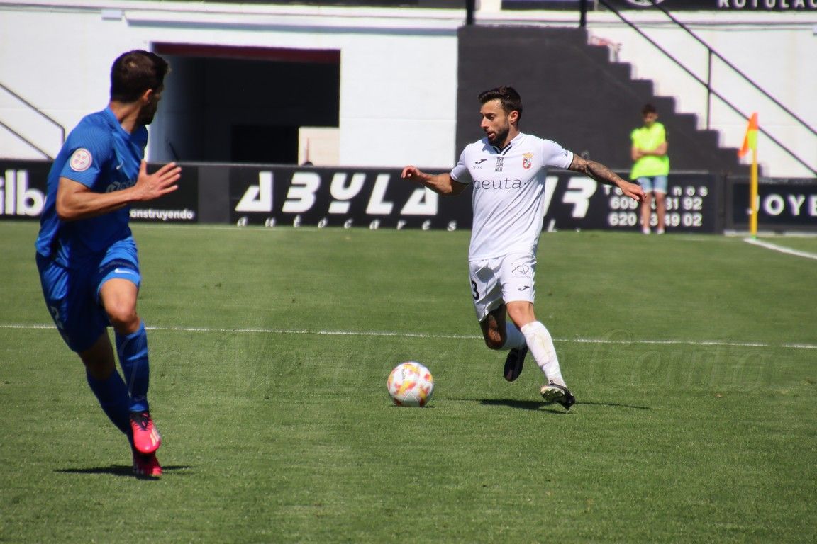 El Ceuta sigue su racha tras salvar un punto al remontar un cero a dos (2-2)