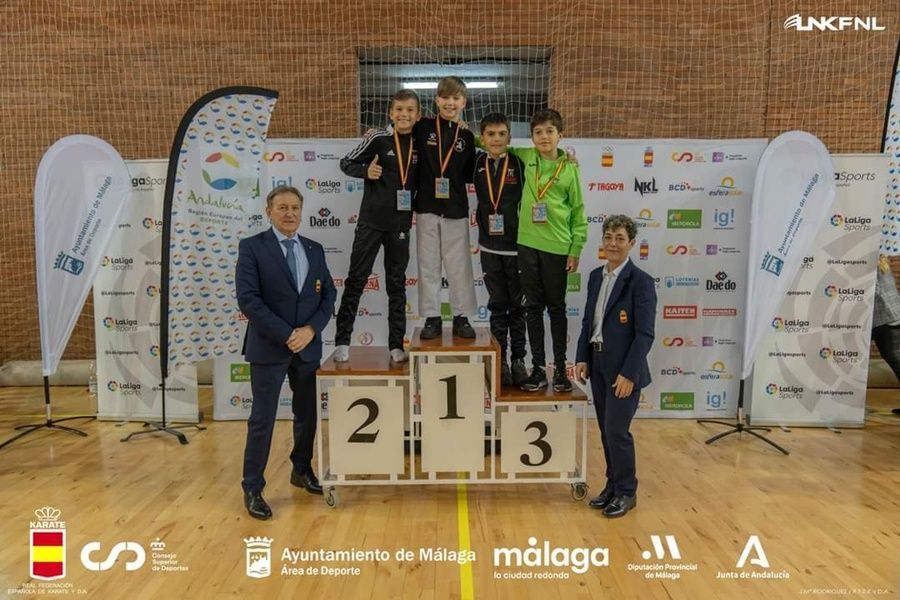 El Sepai consigue dos campeones en la Liga nacional de Kárate con Enrique Rodríguez y María Pareja