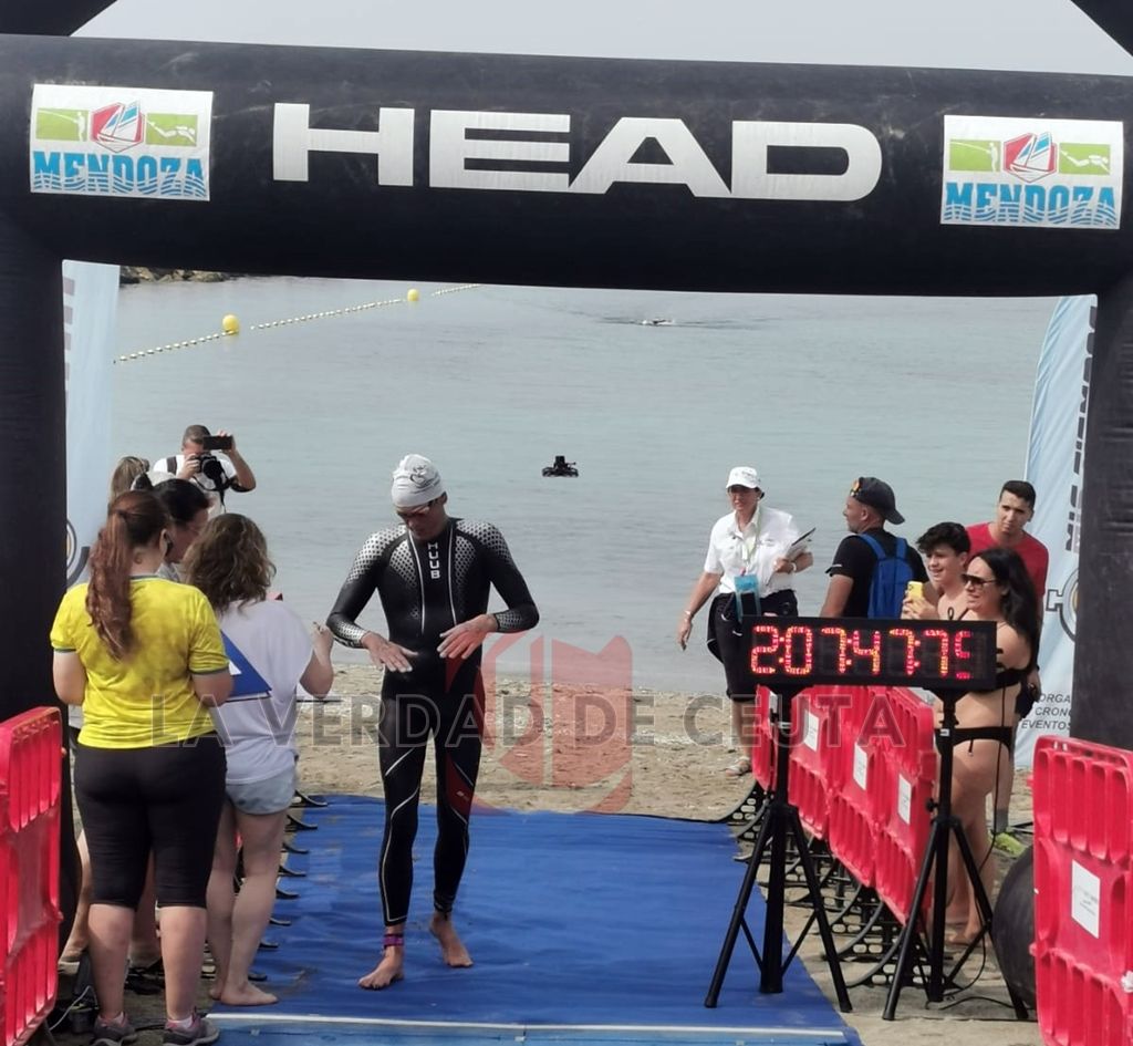 Hywel Davies y Naira Gutiérrez ganadores de la ‘Vuelta al Hacho’