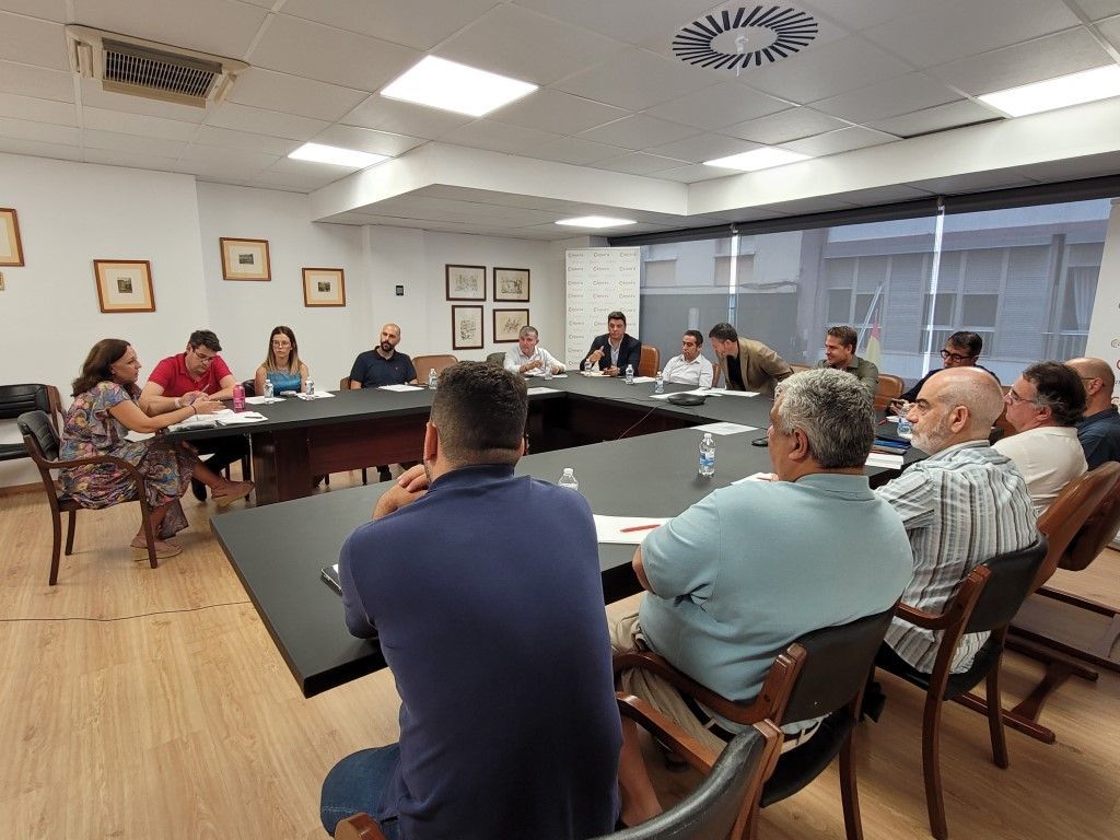 Cámara, Autoridad Portuaria y empresas del sector portuario analizan la Feria de Rotterdam