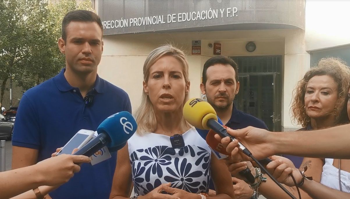 Vox solicita aumentar las plantillas de profesores para disminuir las ratios en los colegios