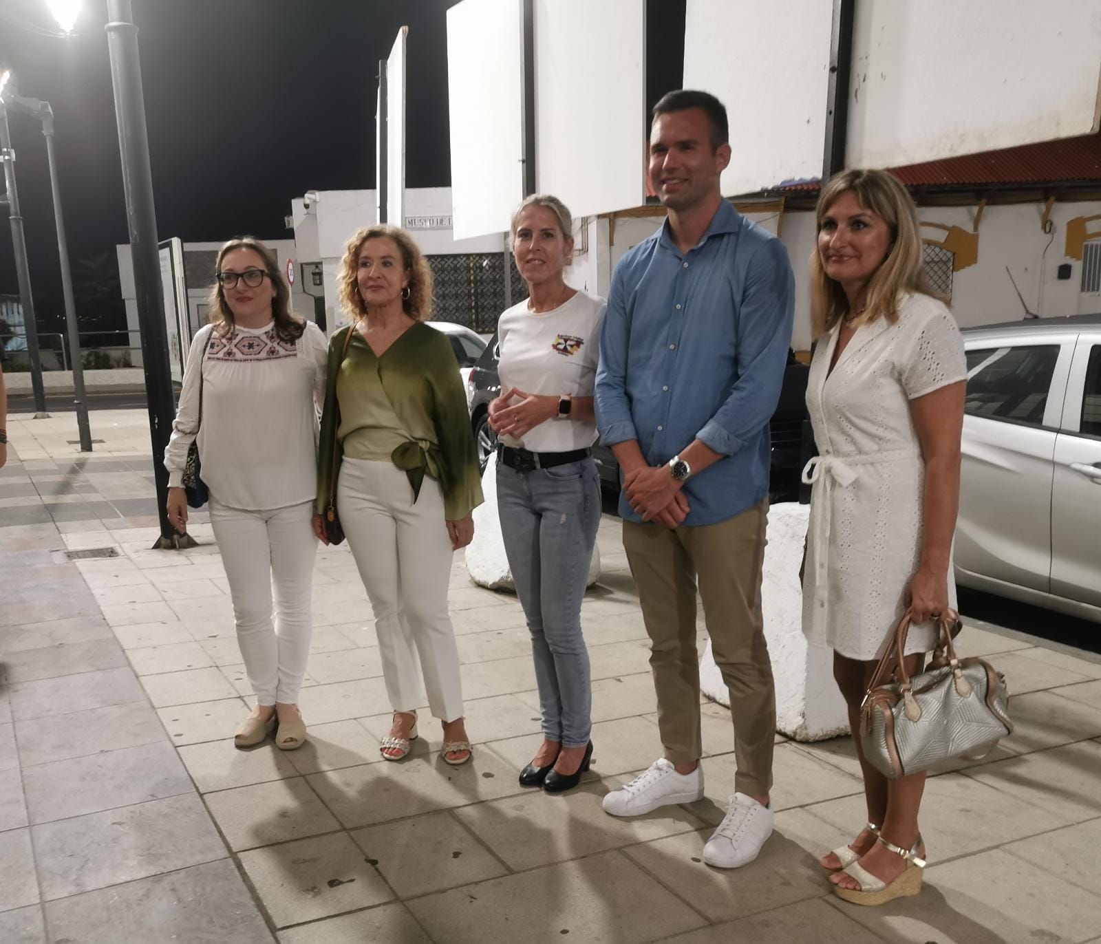 Vox lanza su campaña electoral prometiendo acabar con las políticas socialistas en España
