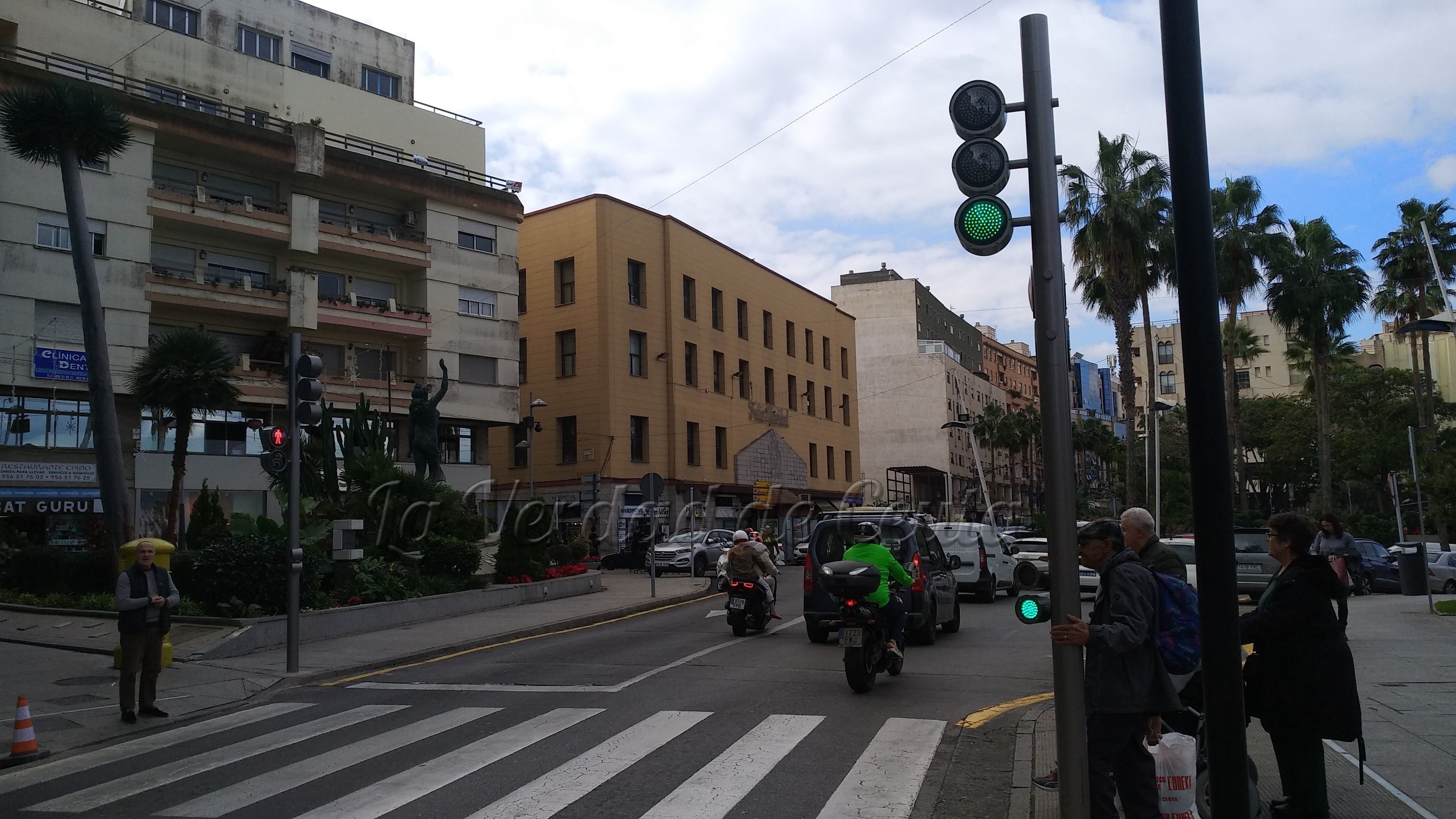 Ceuta Ya! denuncia que la nueva red de semáforos no se ajusta a la normativa