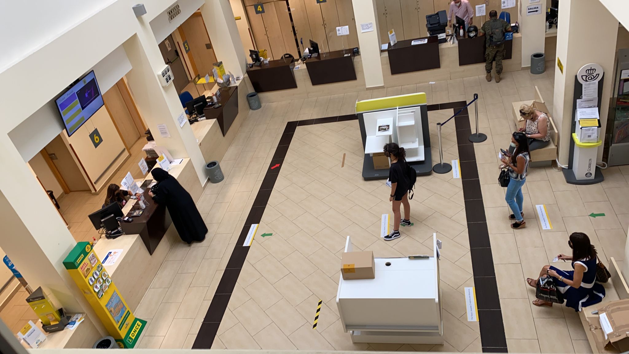 Correos anuncia que ofrece sus servicios de verano en las oficinas de Ceuta