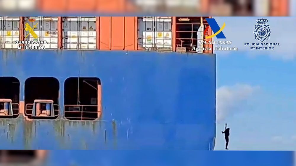 Detenidos dos polizones que transportaban 100 kilos de cocaína en un buque portacontenedores